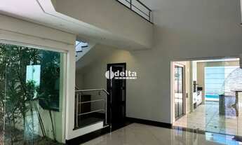 Imagem 4: Casa no condomínio Gavea Hill 1 disponível para venda no bairro Morada da Colina em Uberlâ