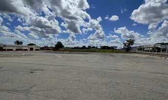 Imagem 4: Area a venda no distrito industrial de Cuiaba MT