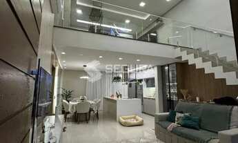 Imagem: Excelente sobrado com 205 m2 privativos