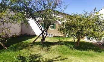 Imagem: Casa à Venda no Segismundo Pereira com