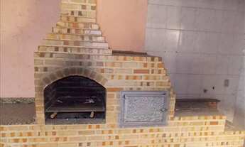 Imagem 5: Casa no centro de Maricá com 345 m² com 7 quartos, piscina e churrasqueira