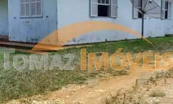 Imagem 2: Ampla Casa com Terreno de 900 m² Próxima à Lagoa - Campestre, Imbituba / SC