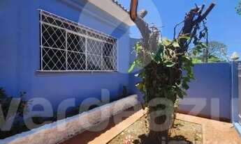 Imagem: Casa com 3 Quartos e 2 banheiros para Alugar