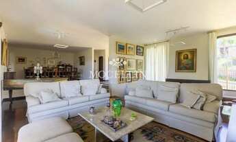 Imagem 2: Casa Luxuosa à Venda ou Locação, com 516 m² em Santa Felicidade - Mocellin Imóveis