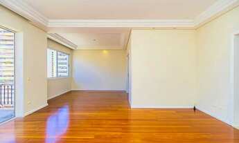 Imagem 4: Apartamento 227m², 4 quartos, 2 suíte, 2 vagas, Churrasqueira, lareira. Bairro Batel