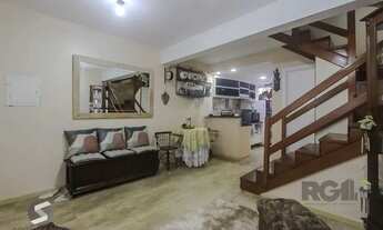 Imagem 3: Casa em condomínio, 77m², 2 dormitórios e 2 vagas no bairro Humaitá