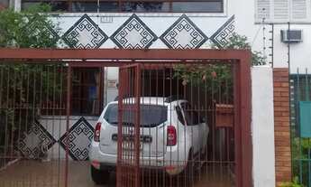 Imagem: Casa para Venda - 130m², 5 dormitórios