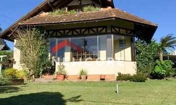 Imagem 2: Casa em Av. Central - Jardim dos Ipês - Gralha Azul - Gramado/RS