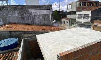 Imagem 3: Prédio em via principal do bairro