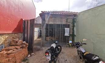 Imagem: Araraquara - Prédio Inteiro - Centro