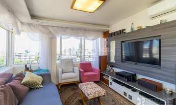 Imagem 5: Apartamento para venda possui 90 metros quadrados com 2 quartos em São João - Porto Alegre