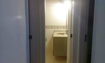 Imagem 4: Apartamento para venda possui 80 metros quadrados com 2 quartos em Copacabana - Rio de Jan