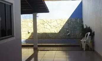 Imagem 2: Casa com piscina à venda