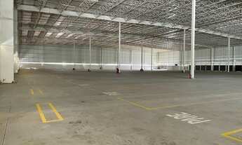 Imagem 4: Galpão em condominio com modulos de 2160 metros 04 Docas