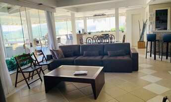 Imagem 3: Casa para aluguel e venda em Capitólio - MG com 560 metros quadrados com 5 quartos