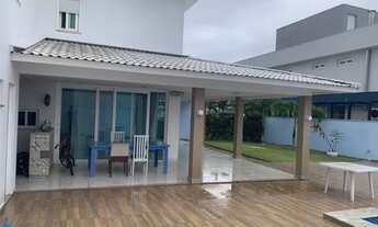 Imagem 5: Linda Casa à venda, Nova recém construída com 4/4 sendo 3 suítes 2 com closets,Cond. Irlen