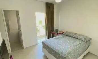 Imagem 3: Casa para venda tem 80 metros quadrados com 3 quartos em Meia Praia - Navegantes - SC