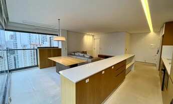 Imagem 2: Apartamento à venda na Vila Mariana com 86 metros quadrados, 2 suítes, 2 vagas demarcadas