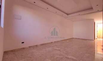 Imagem 3: Sobrado amplo com três quartos/suíte e ótimo padrão de acabamento