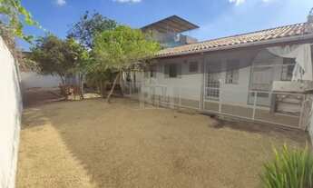 Imagem 2: Casa em terreno de 12x24