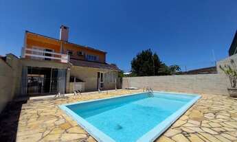 Imagem 2: Sobrado para venda possui 300 metros quadrados com 3 quartos em Centro - Guaíba - RS