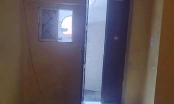 Imagem 2: Kitnet Casa com 1 banheiro