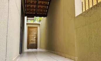 Imagem 6: Sobrado para aluguel tem 324 metros quadrados com 4 quartos