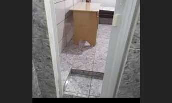 Imagem: Aluga-se suíte mobiliada com garagem no