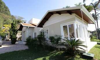 Imagem 2: Casa de condomínio térrea para venda possui 800 metros quadrados com 4 quartos