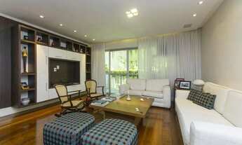 Imagem 2: Apartamento salão 02 ambientes, 04 quartos, 01 suite, reformado, 152 M2, Cosme Velho - RJ