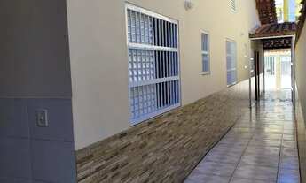 Imagem 2: Casa terrea a 100 metros do mar