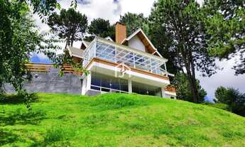 Imagem 1: Sobrado, 3 Dormitórios (1 Suíte) & Sacada - Bela Vista - Campos do Jordão/SP