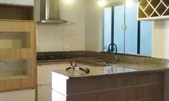 Imagem 3: Casa com piscina à venda