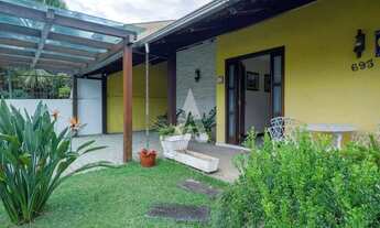 Imagem 3: Casa com 1 suíte(s) mais 2 quarto(s) à venda no bairro Glória em Joinville, por R$ 990.000