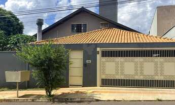 Imagem 2: Charmosa casa a venda na região do Caranda Bosque- Campo Grande - MS