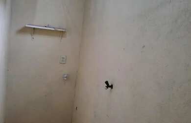 Imagem 5: Vendo uma casa com 01 quarto estrurada pra lage contato