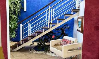 Imagem 4: Casa estilo descolada, pé direito duplo, dando o charme aos ambientes