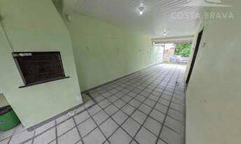 Imagem 4: Casa com amplo espaço de terreno - Próximo a nova orla