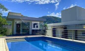 Imagem 2: Casa de 4 suítes no bairro Córrego Grande Florianópolis