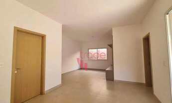 Imagem 2: Casa em Condomínio Fechado para Alugar de 03 Quartos no Bairro Fazenda Santa Maria em Crav