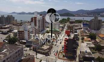 Imagem 2: Apartamento para Venda em Florianópolis, Agronômica, 1 dormitório, 1 suíte, 1 banheiro