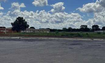 Imagem 6: Area a venda no distrito industrial de Cuiaba MT