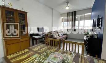 Imagem 3: Excelente Sala/Quarto c/ Dep. Revertida - 56m - Todo Reformado - Portaria 24 horas - Prédi