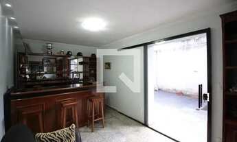 Imagem 2: Casa à Venda - Castelo, 4 Quartos, 493 m2