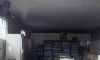 Imagem 2: Vendo ou troco Galpão / depósito com 2 vagas na garagem