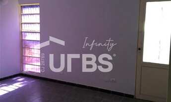 Imagem 3: Sobrado à venda no Setor Bueno, 5 quartos (1 suíte), Residencial Oásis, próximo à Rua T-54