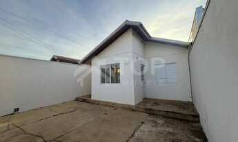 Imagem 2: Bela casa padrão para alugar no Jardim Araucária, São Carlos