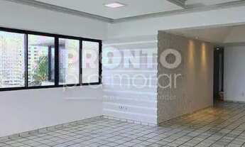 Imagem 5: Imóvel para venda possui 197 metros quadrados com 4 quartos