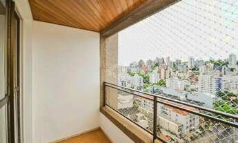 Imagem 3: Apartamento de 2 quartos com sacada e vaga de garagem no Petrópolis em Porto Alegre