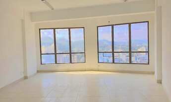 Imagem 2: Sala Comercial - possui em torno de 40m2